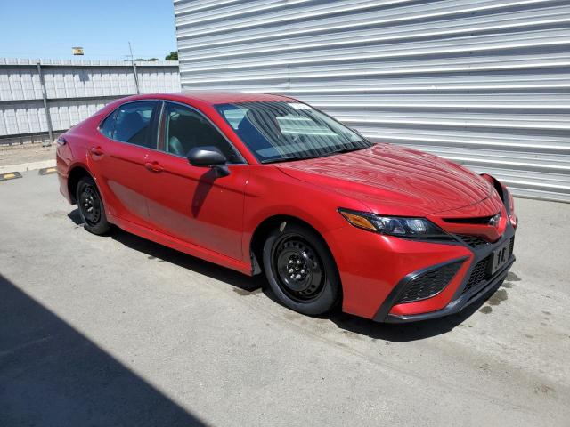 Vin: 4t1g11ak9ru247407, lot: 56528465, toyota camry se night shade 20244