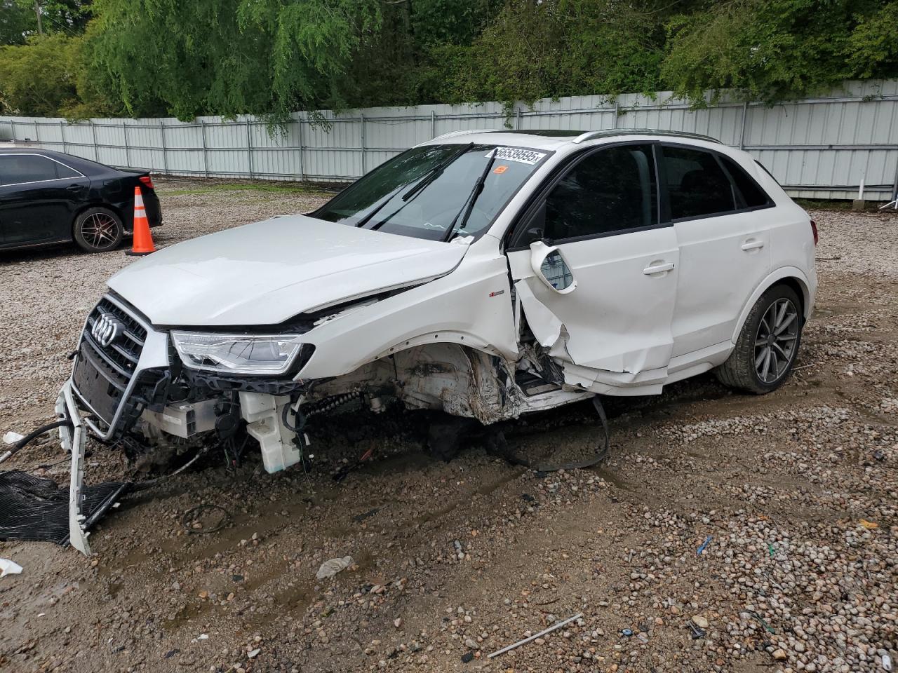 AUDI Q3 PREMIUM