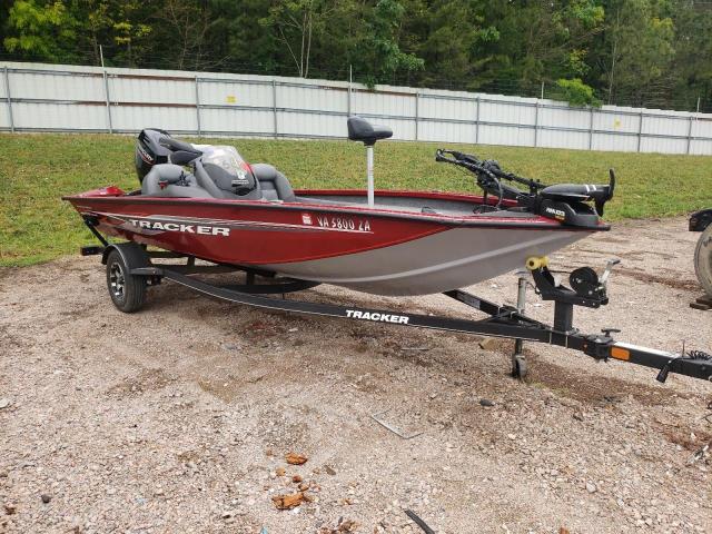 TRACKER BOAT 2020 BUJ26988B020 photo #1