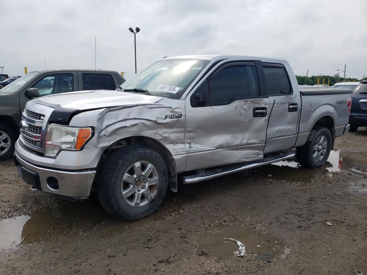 FORD F-150 SUPERCREW