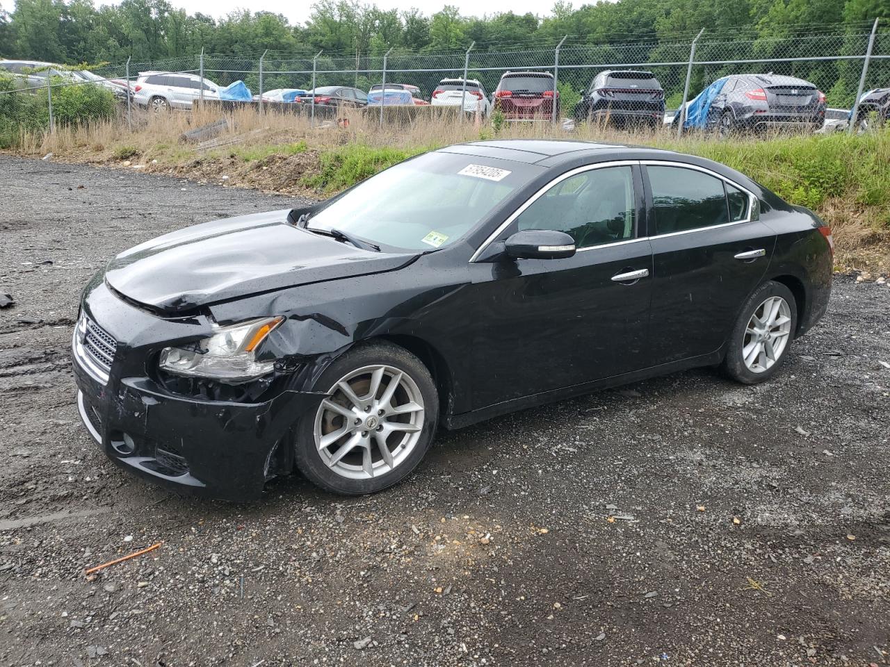 NISSAN MAXIMA S