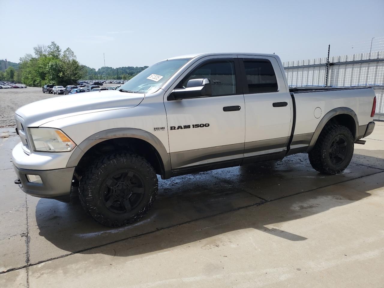 DODGE RAM 1500