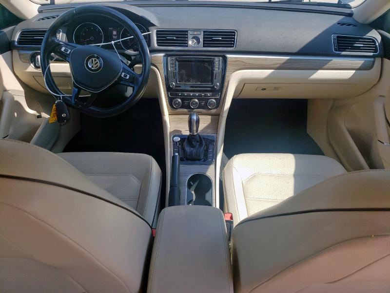 2017 VOLKSWAGEN PASSAT SE 1VWGT7A33HC037638
