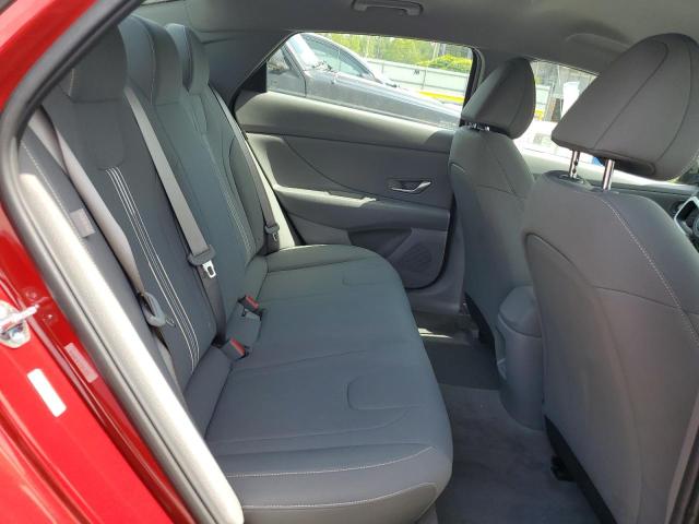 2025 HYUNDAI ELANTRA SE KMHLM4DG1SU958975