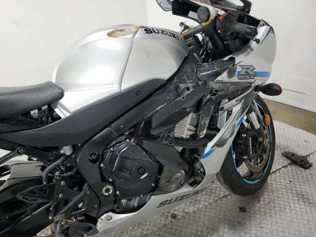 2025 SUZUKI GSX-R1000 JS1DM11B6S7100121