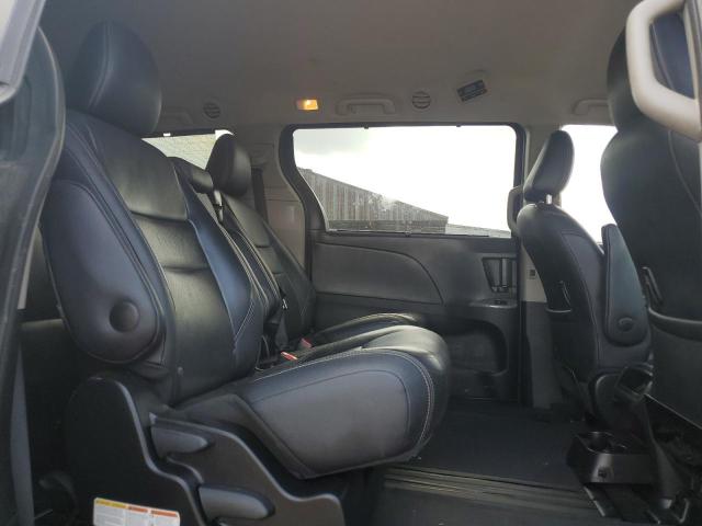 2017 TOYOTA SIENNA SE 5TDXZ3DC0HS772047