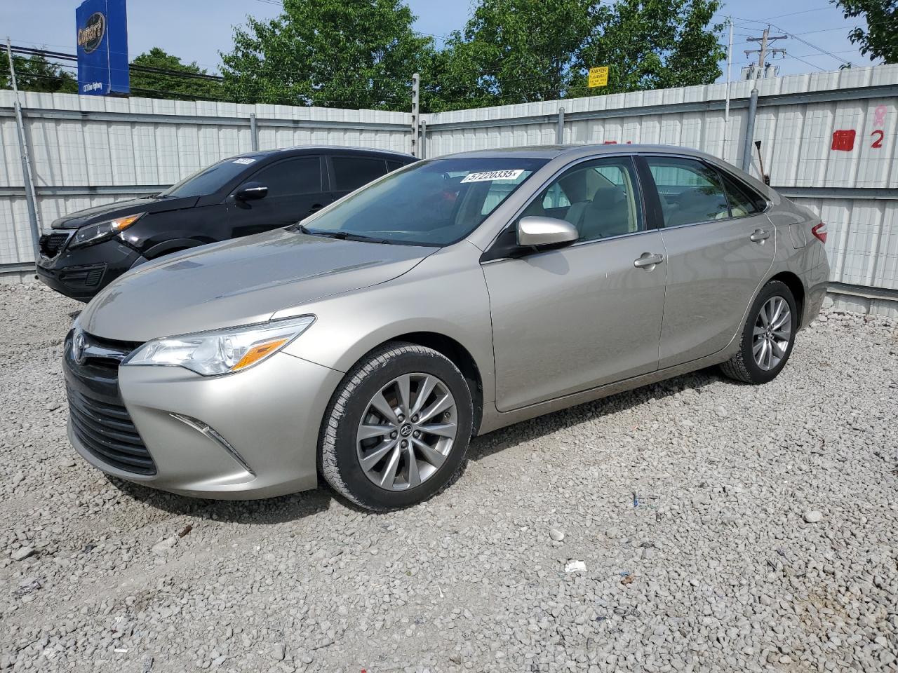 TOYOTA CAMRY LE