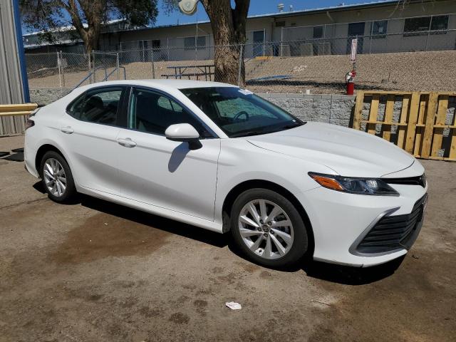 Vin: 4t1c11ak4nu697152, lot: 57252195, toyota camry le 20224