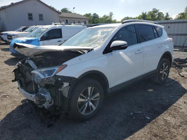 Vin: 2t3rfrev1hw673028, lot: 58321995, toyota rav4 xle 2017 img_1