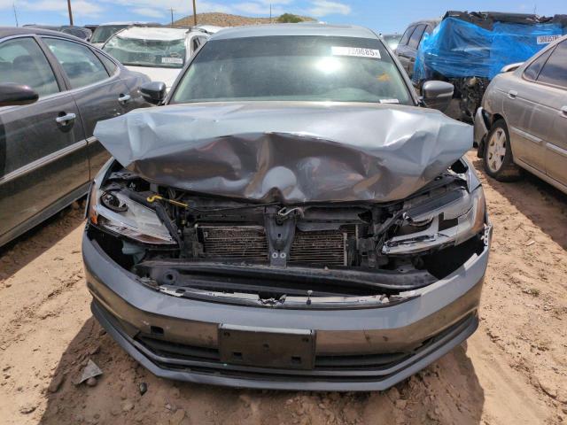2017 VOLKSWAGEN JETTA 3VWDB7AJ8HM260292