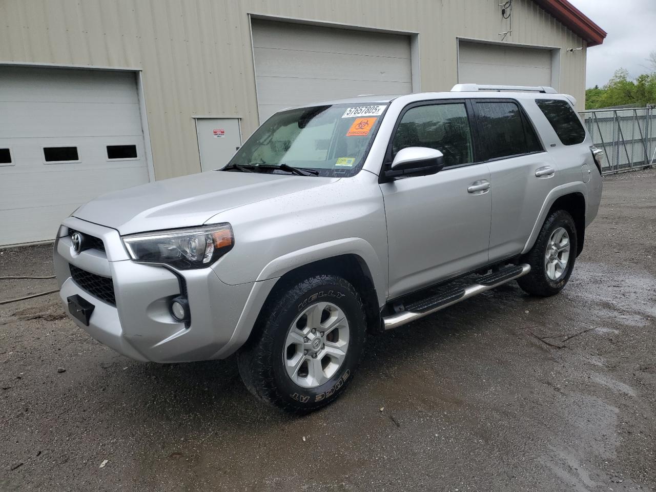 TOYOTA 4RUNNER SR5/SR5 PREMIUM