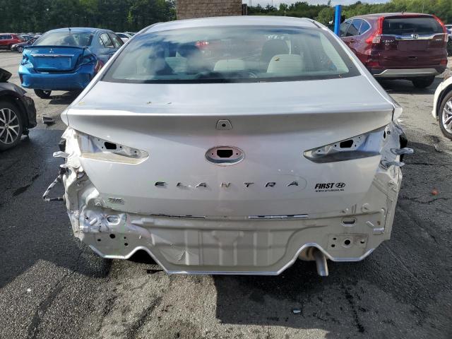 2019 HYUNDAI ELANTRA SE - KMHD74LF8KU768563
