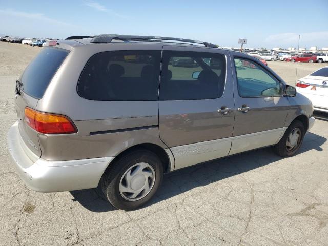 TOYOTA SIENNA LE 1999 beige  gas 4T3ZF13C0XU169684 photo #4