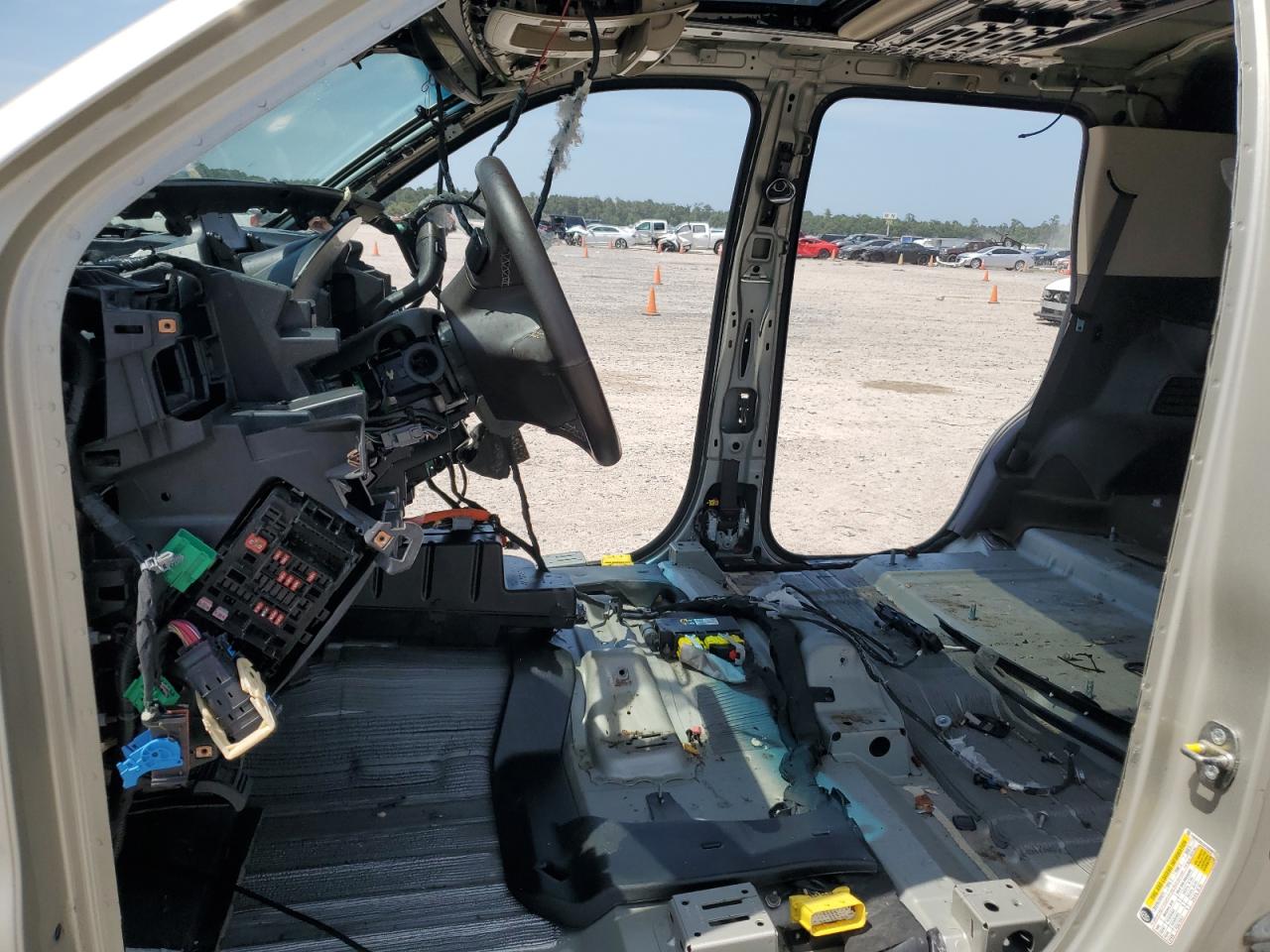 CHEVROLET TAHOE C1500 LTZ