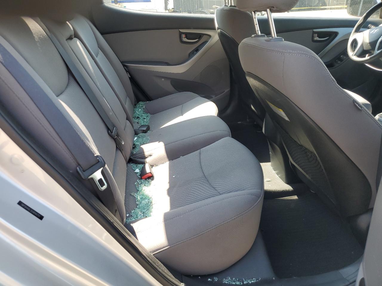 Hyundai Elantra se 2016