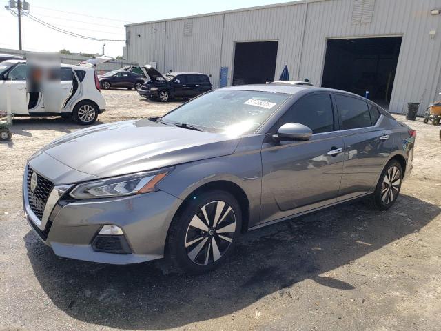 NISSAN ALTIMA SV