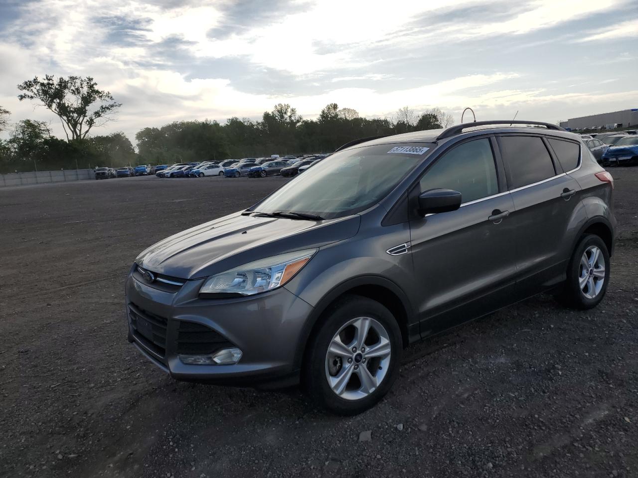 FORD ESCAPE SE