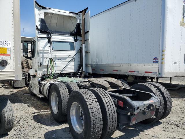 VOLVO VNR 2021 white  diesel 4V4WC9EH9MN279515 photo #4