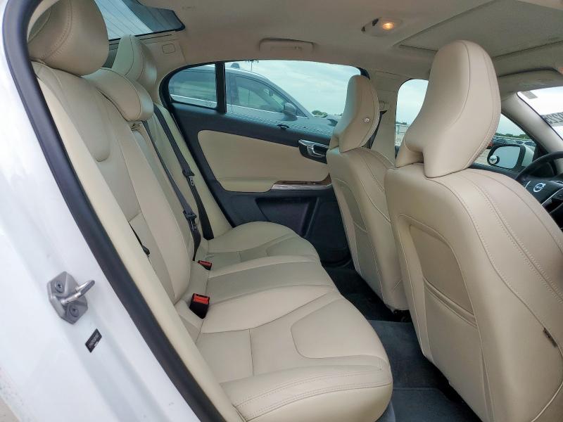 2016 VOLVO S60 PREMIE LYV402FK5GB113607