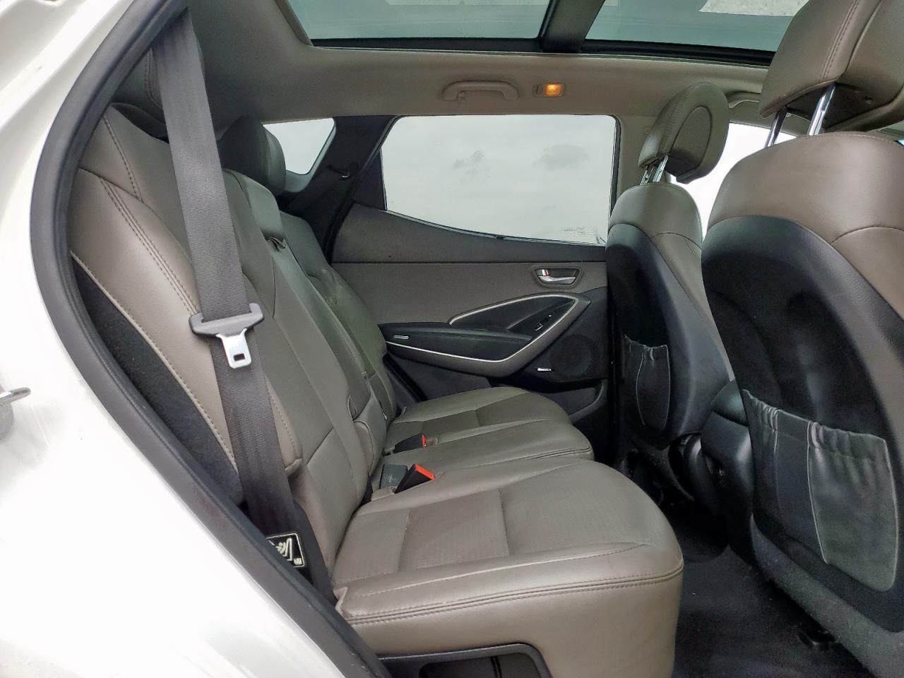 Hyundai Santa fe s 2016