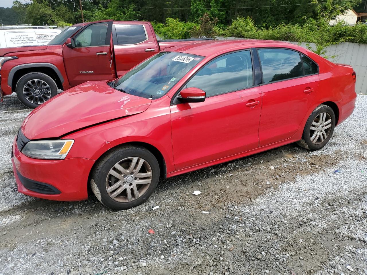 VOLKSWAGEN JETTA SE