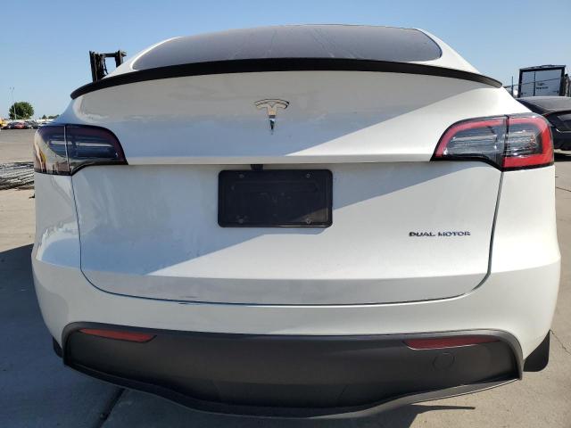 2024 TESLA MODEL Y 7SAYGDEE2RF071146