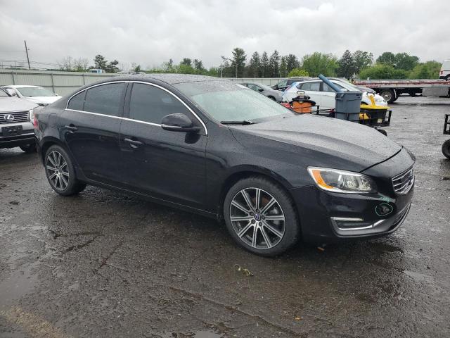Vin: lyv402hm0jb173655, lot: 56365335, volvo s60 platinum 20184