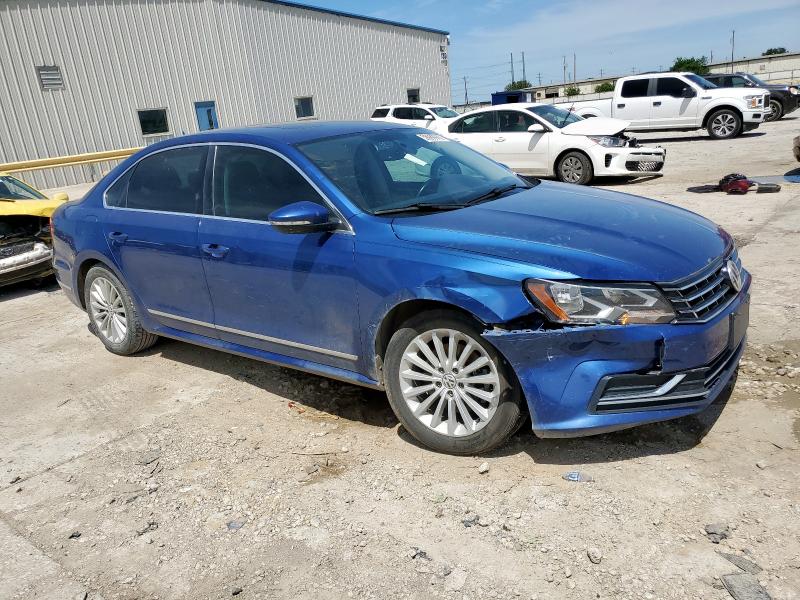 2017 VOLKSWAGEN PASSAT SE 1VWBT7A35HC037750