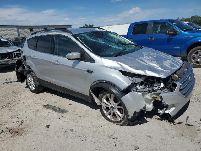 Vin: 1fmcu0gd9hud39091, lot: 57758995, ford escape se 20174