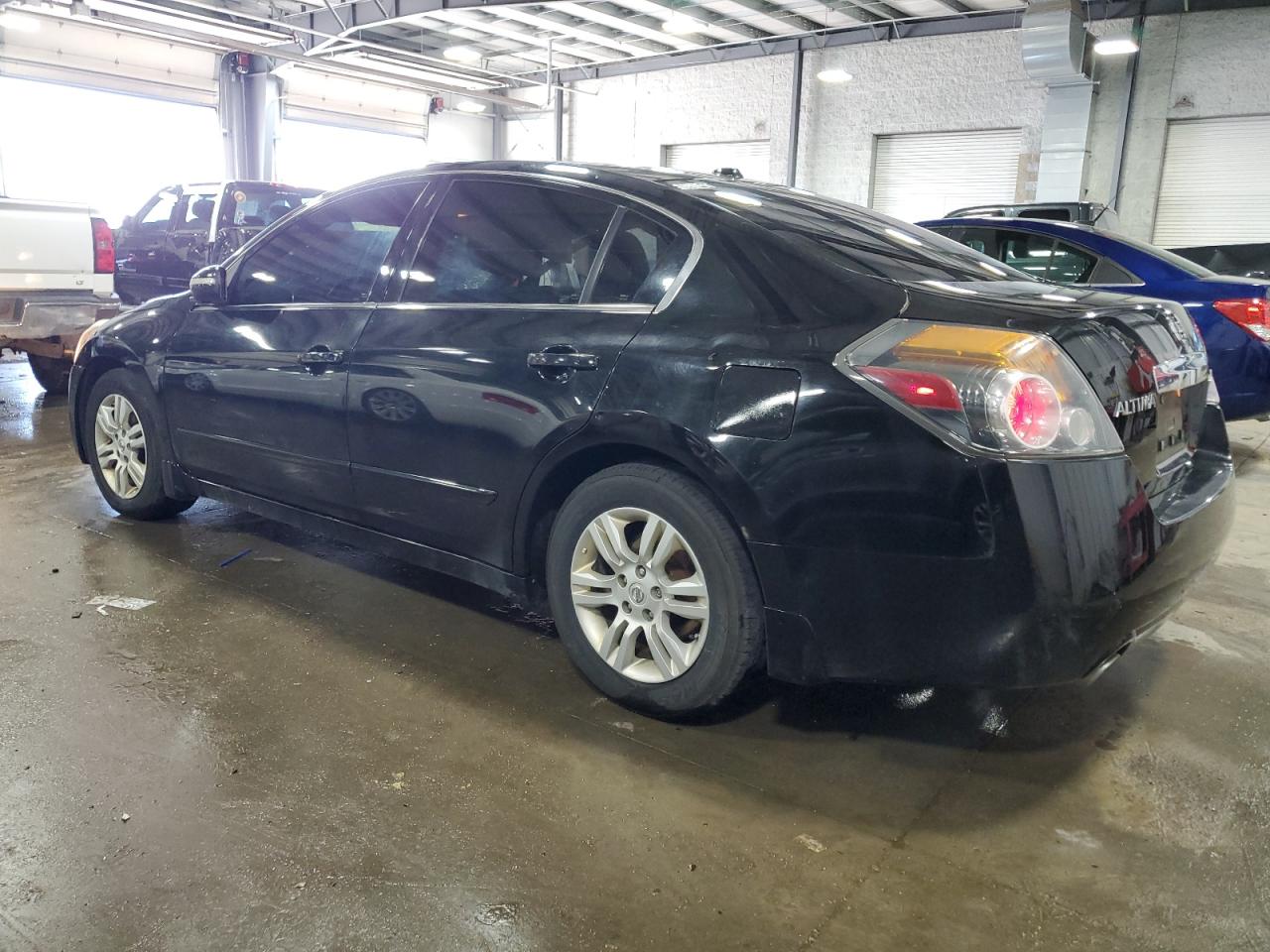 NISSAN ALTIMA BASE