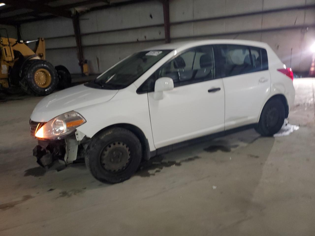 NISSAN VERSA S