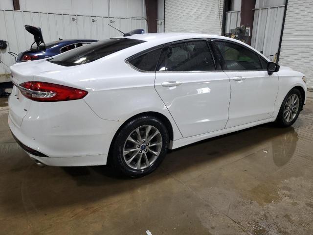 Vin: 3fa6p0h7xhr390999, lot: 57615595, ford fusion se 20173