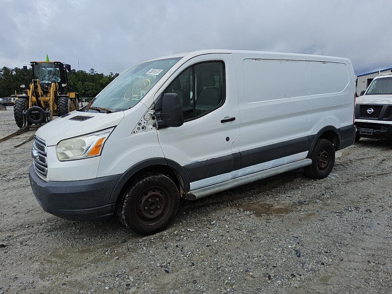 FORD TRANSIT T-250