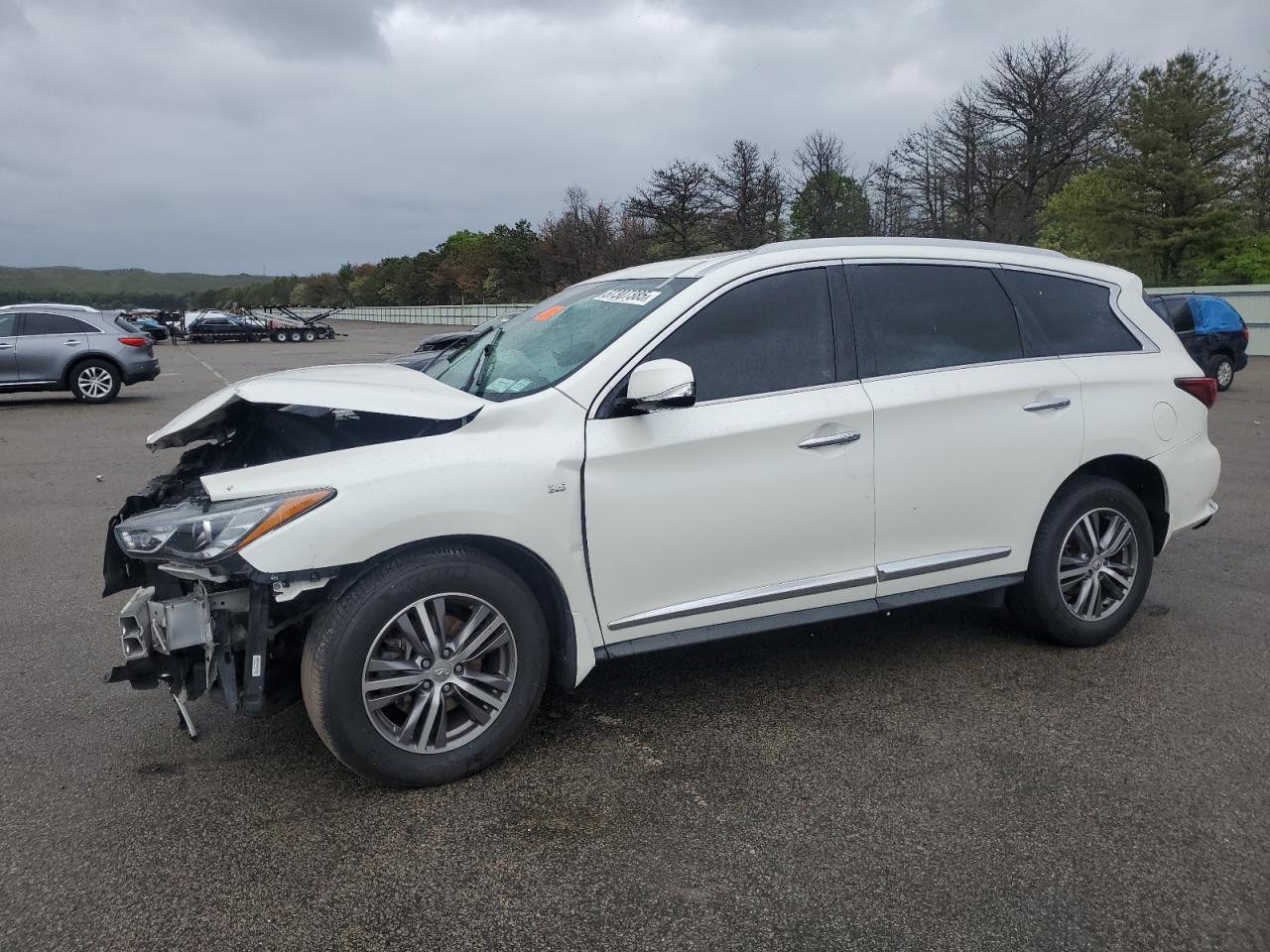 INFINITI QX60 LUXE