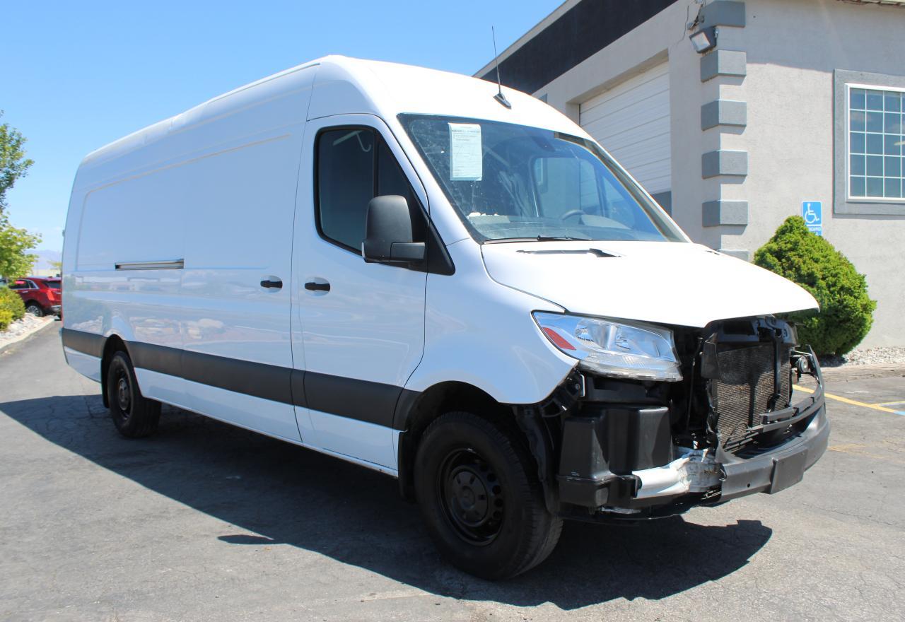 MERCEDES-BENZ SPRINTER 2500