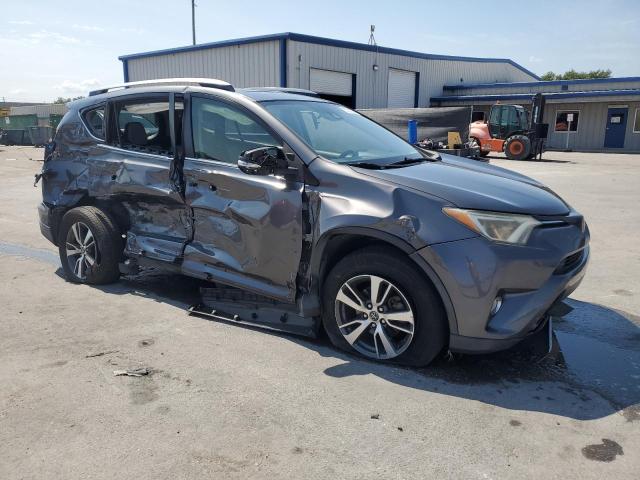 Vin: jtmwfrev6hj100885, lot: 57501235, toyota rav4 xle 20174