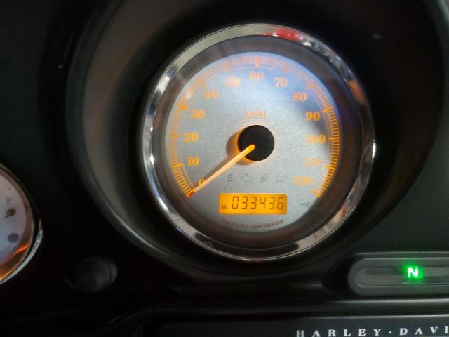 2010 HARLEY-DAVIDSON FLHX 1HD1KB415AB640951