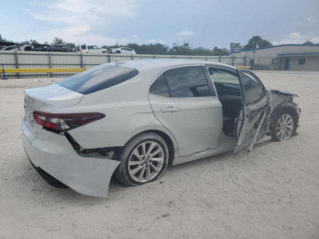 Vin: 4t1c11ak8nu064721, lot: 58292115, toyota camry le 20223
