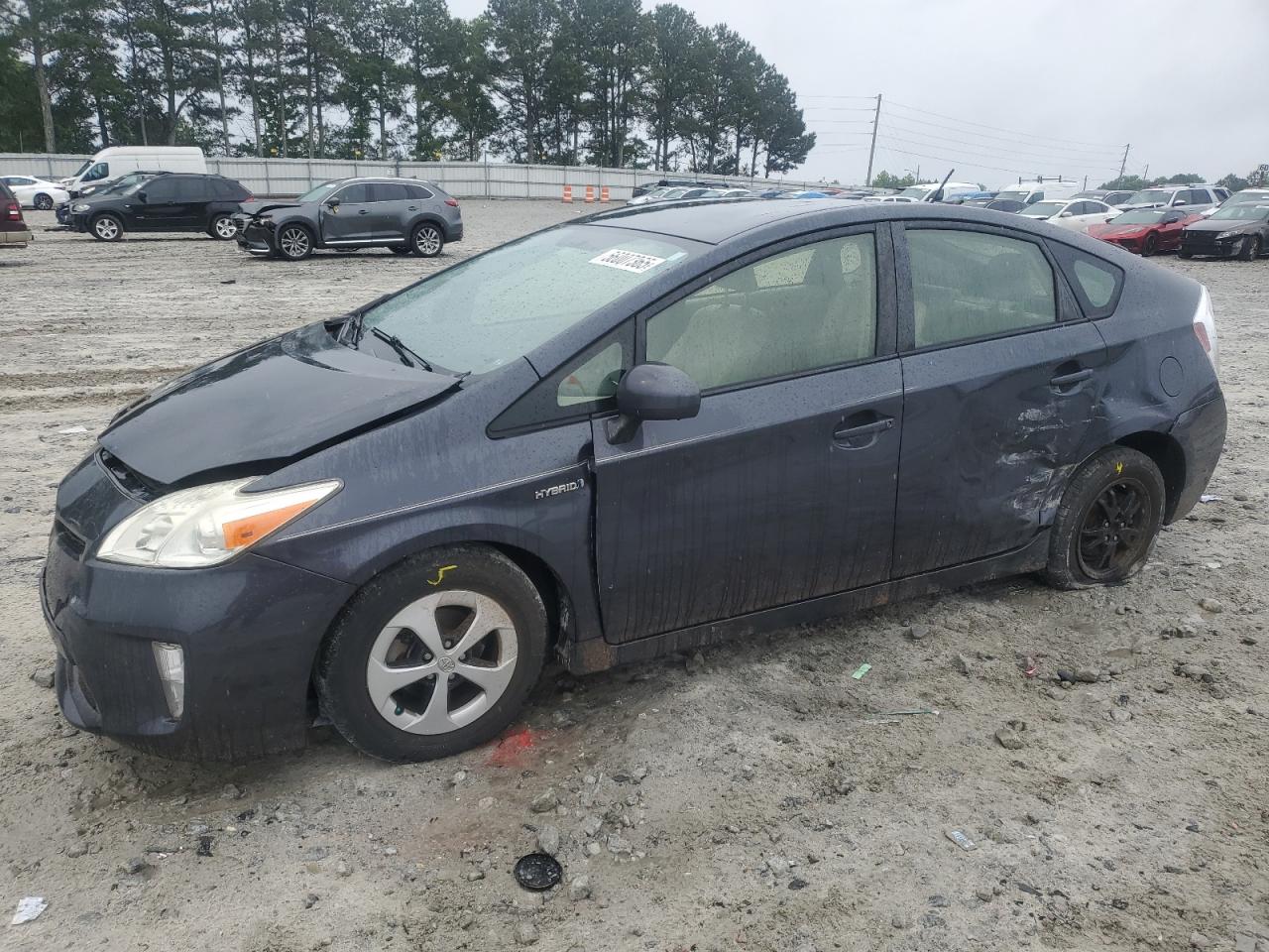 TOYOTA PRIUS