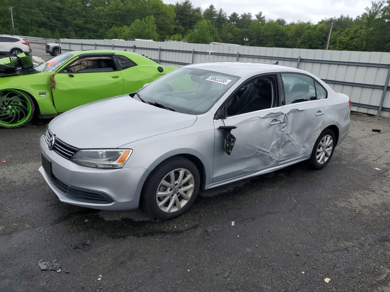VOLKSWAGEN JETTA SE