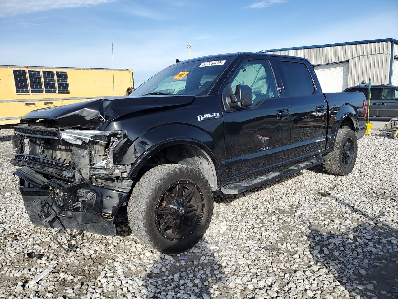 FORD F-150 SUPERCREW