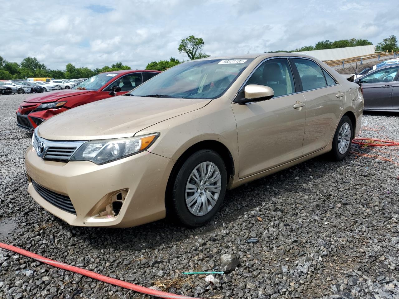 TOYOTA CAMRY BASE