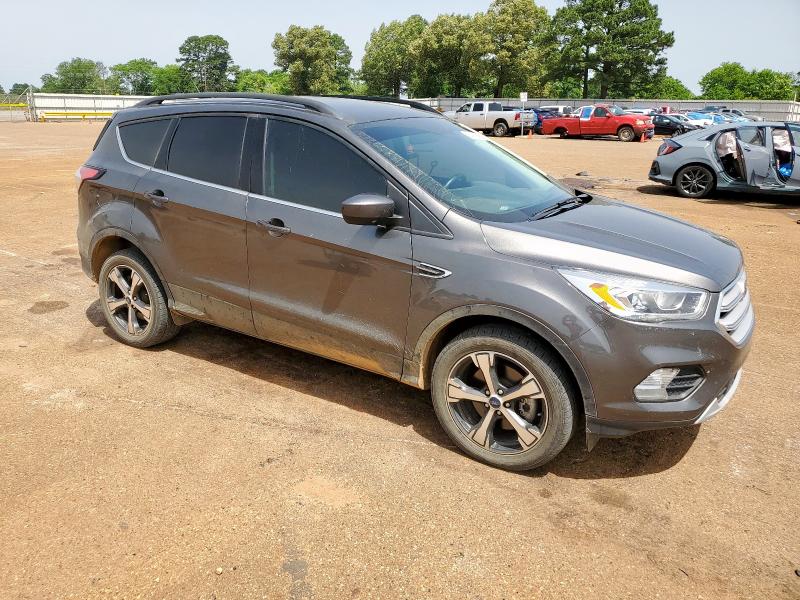 Vin: 1fmcu9hd0juc75810, lot: 54811695, ford escape sel 20184