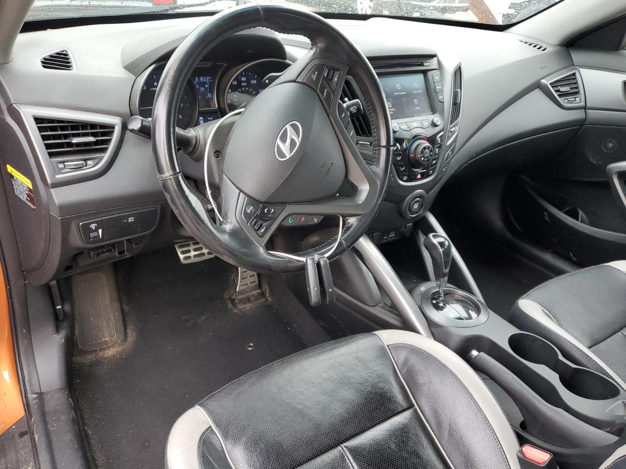 HYUNDAI VELOSTER TURBO