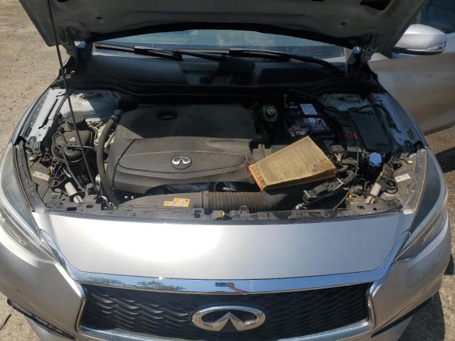 2018 INFINITI QX30 BASE SJKCH5CP2JA057174