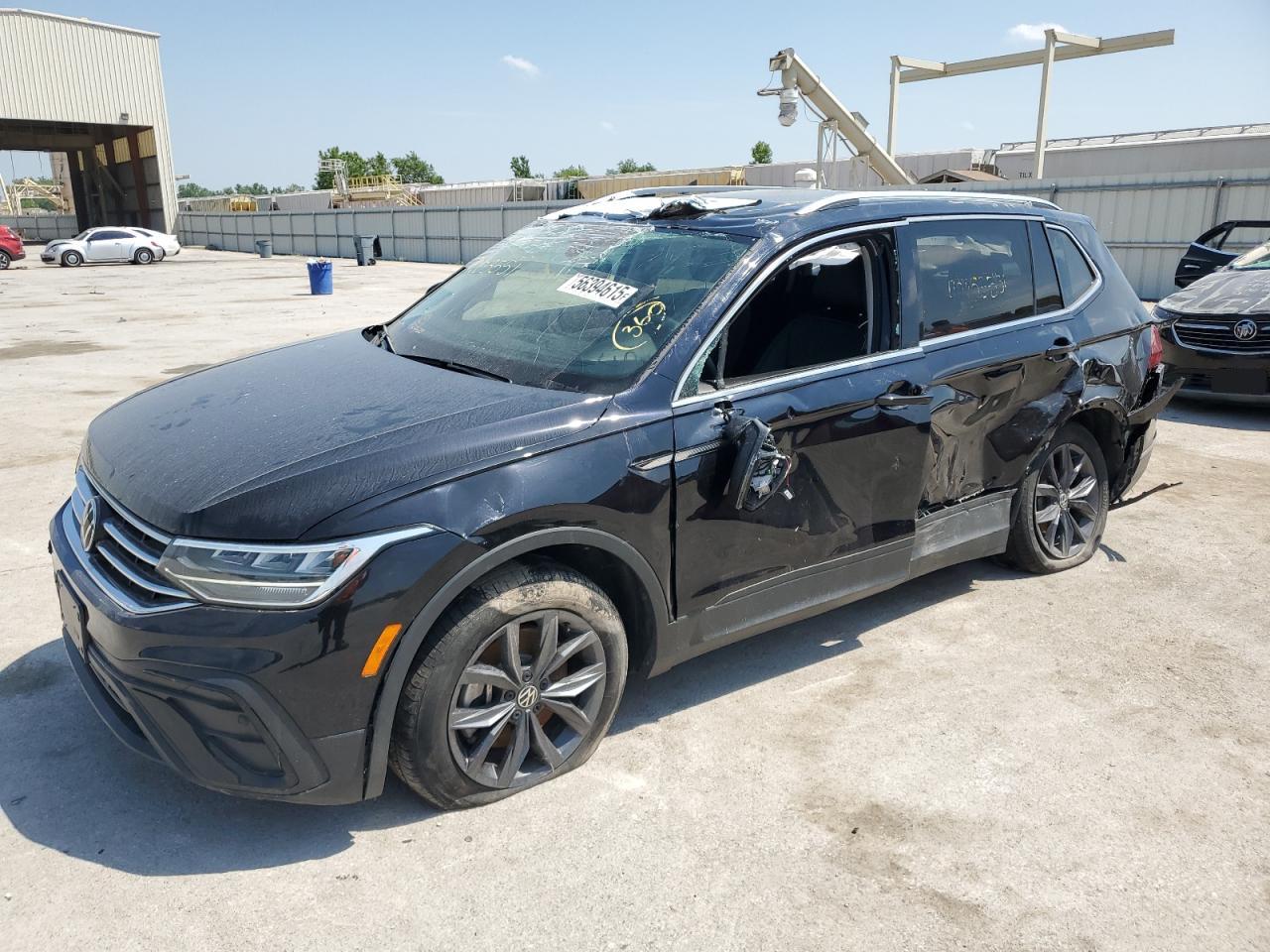 VOLKSWAGEN TIGUAN SE