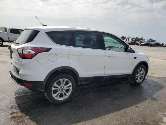 Vin: 1fmcu0gd9hue38848, lot: 56859745, ford escape se 20173