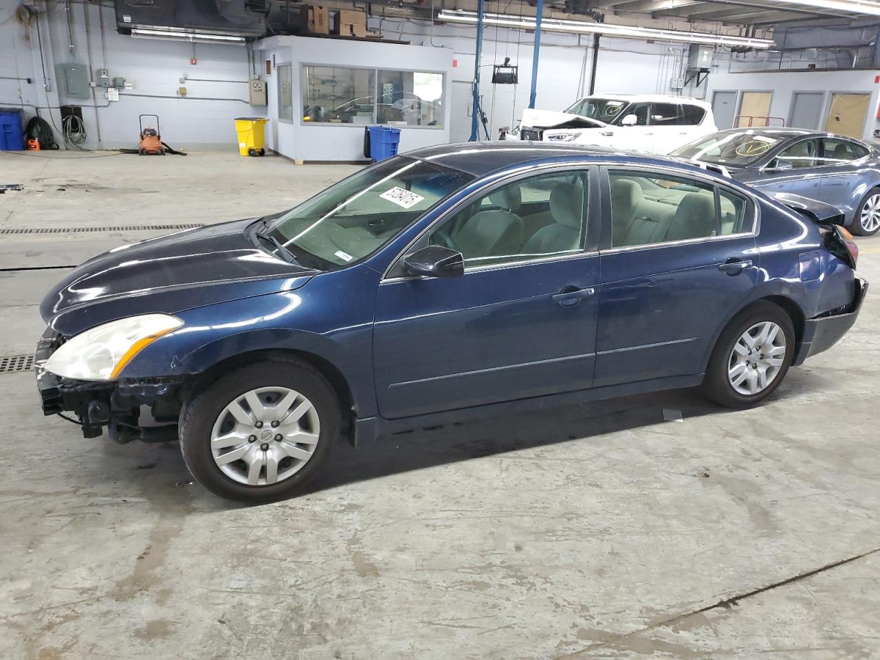 NISSAN ALTIMA BASE