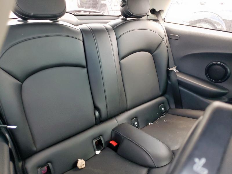 2018 MINI COOPER WMWXP5C53J2G63387