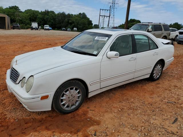 MERCEDES-BENZ E 320